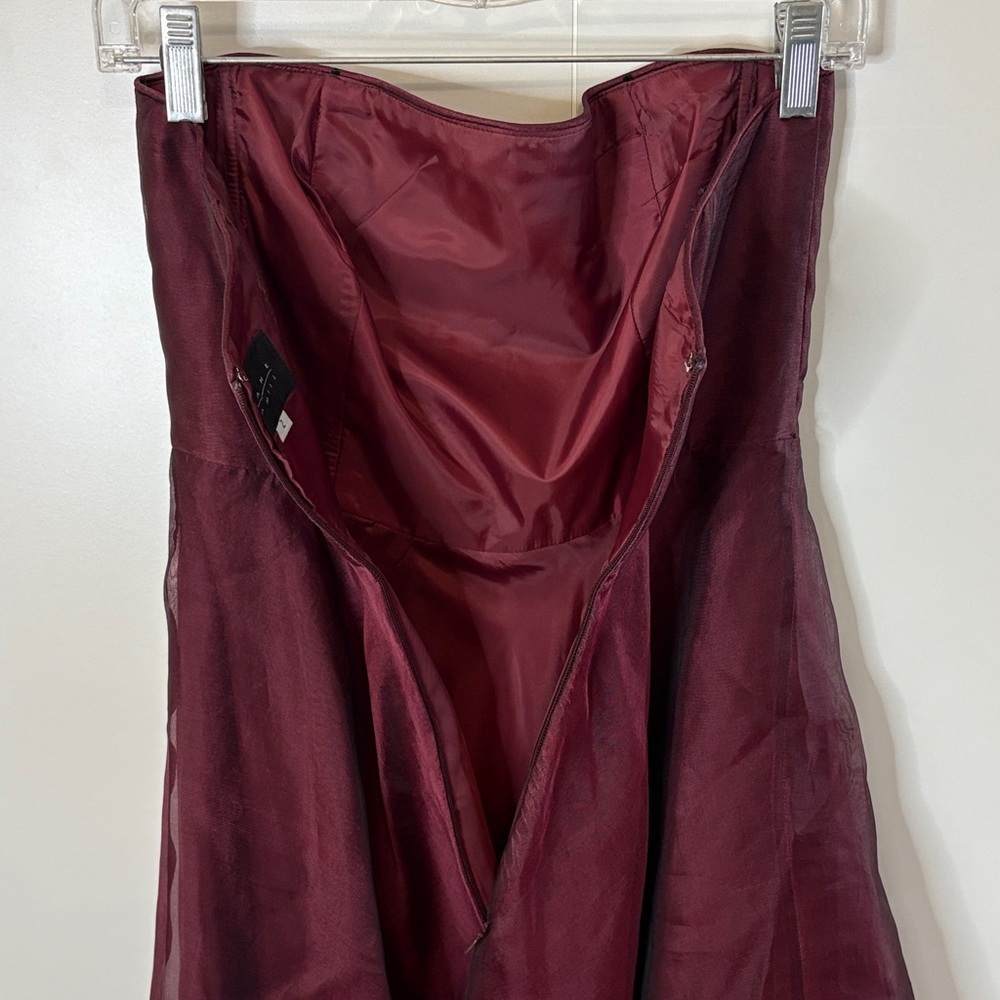 Vintage Elegant Burgundy Silk Strapless Dress by Jane Hamil | 2 - Picture 7 of 10